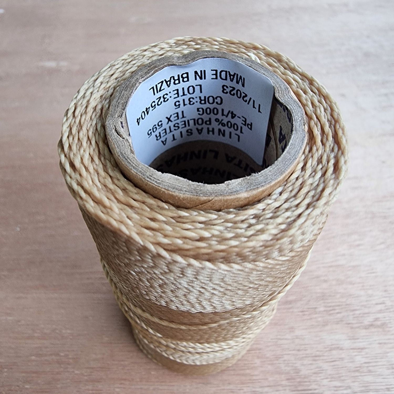 Cor #315 1mm Waxed Linhasita Thread 170m Spool