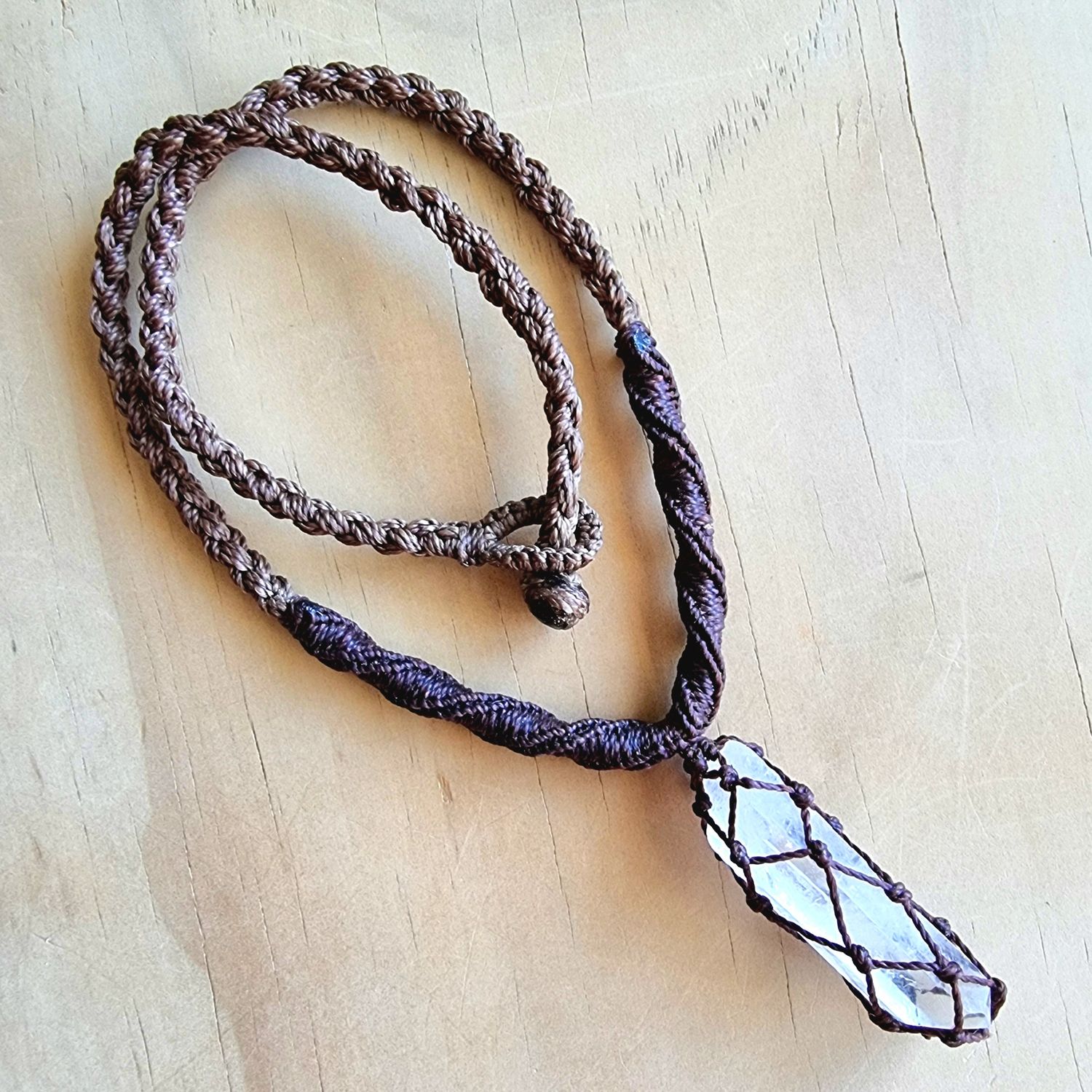 Clear Quartz Micromacrame Unisex Necklace 