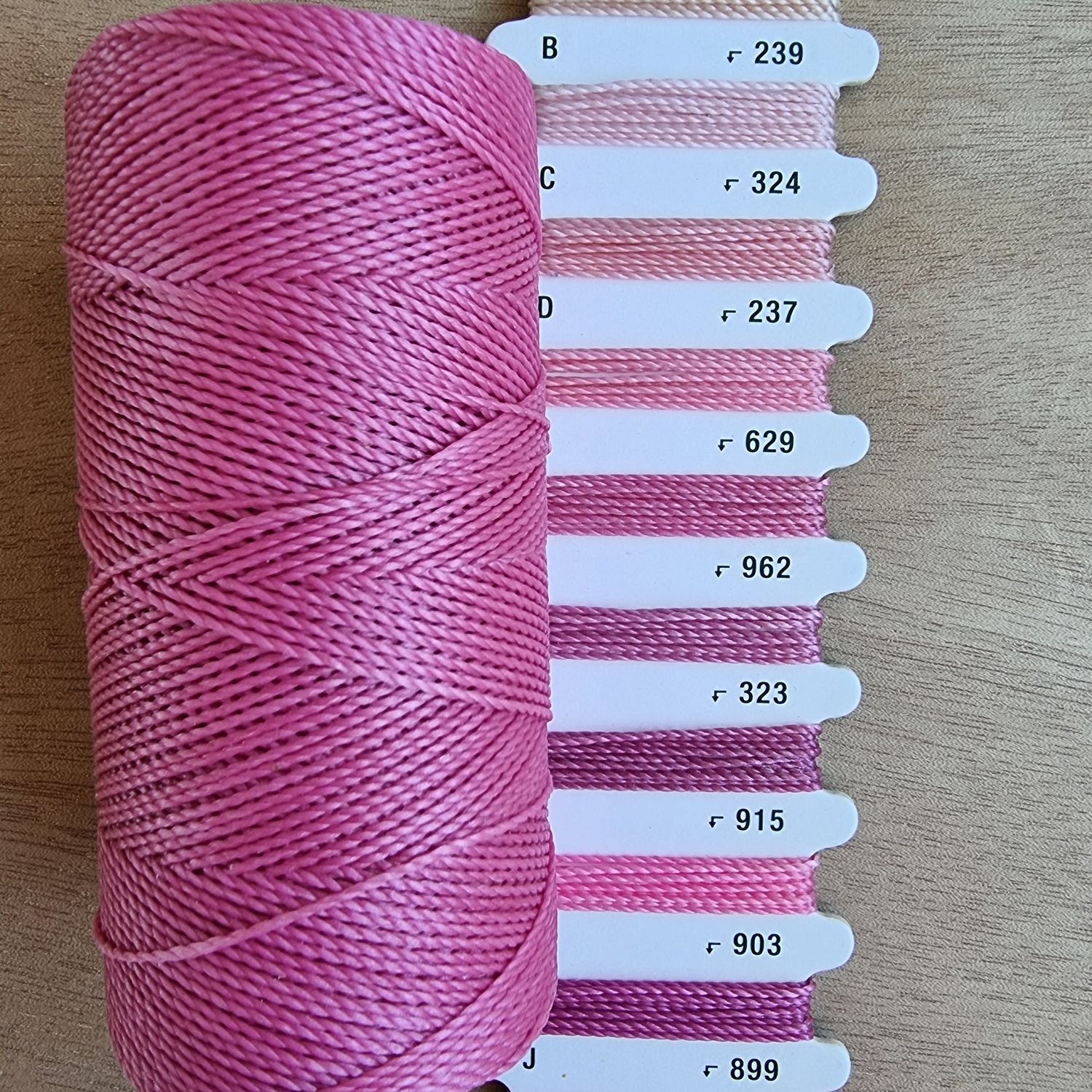 Cor #629 1mm Waxed Linhasita Thread 170m Spool
