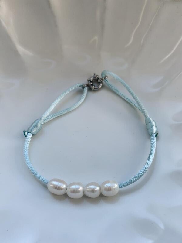Pearl satin anklet