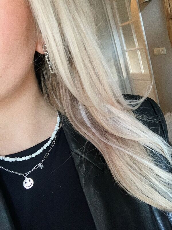 Beads necklace