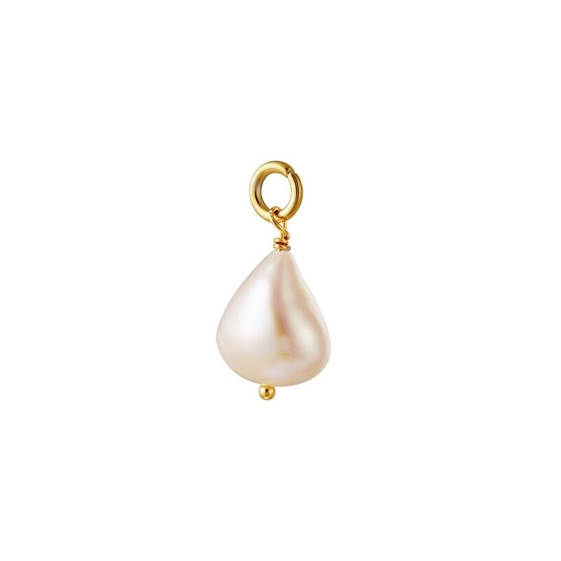 Pearl charm