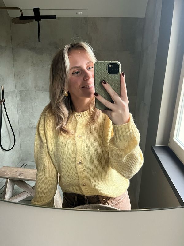 Yellow and gold vest