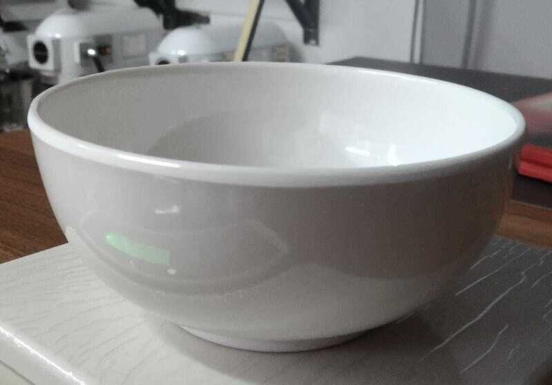 WHITE MALAMINE ROUND BOWL 7 INCH
