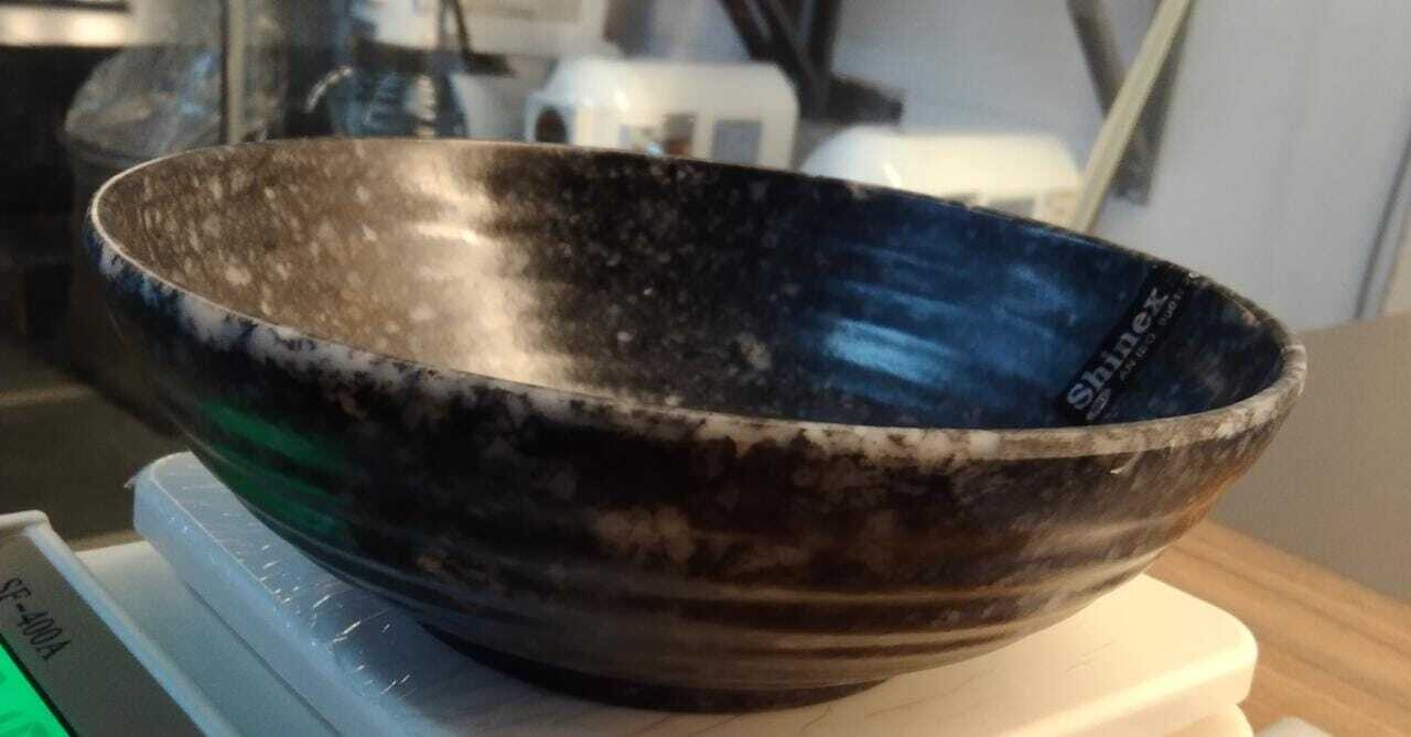 BLACK MARBLE SPIRAL 6 INCH BOWL