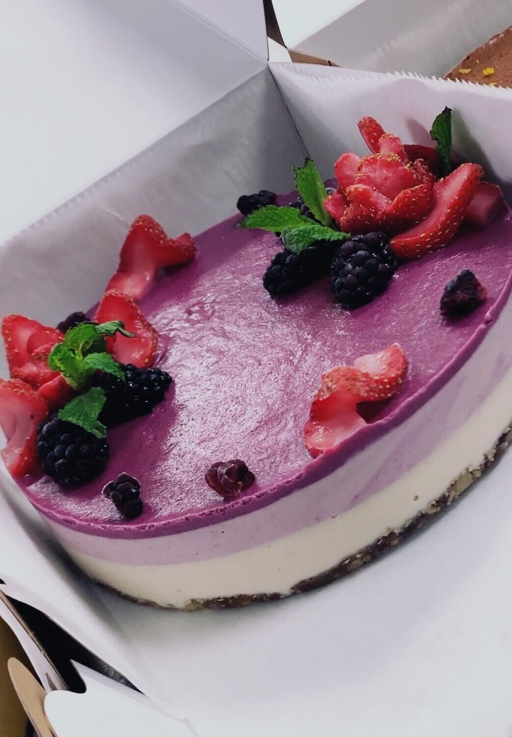 Holiday Party Size Cheezecake (10-12 People)