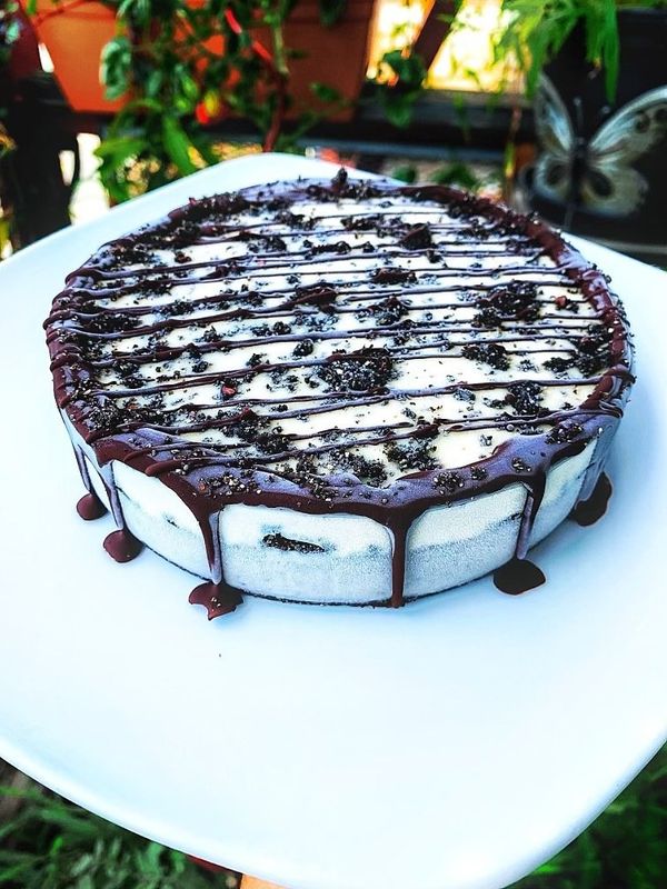 Cookies & Cream Cheezecake