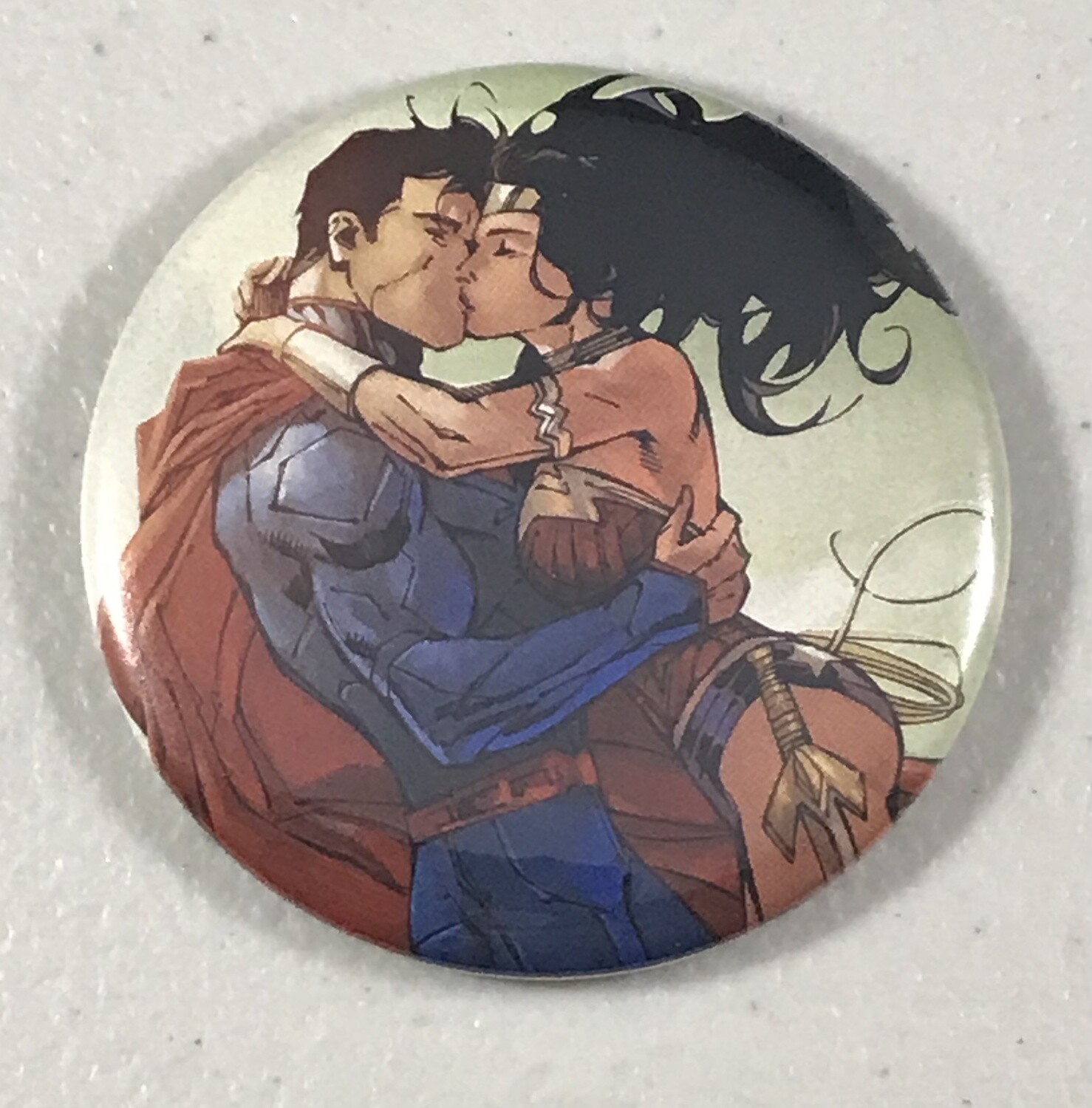 Superman Wonder Woman Kiss / Pocket Mirror made from the pages of Justice League #14