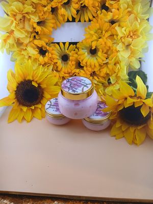 Come 2 Me  Foaming Sugar Scrubs