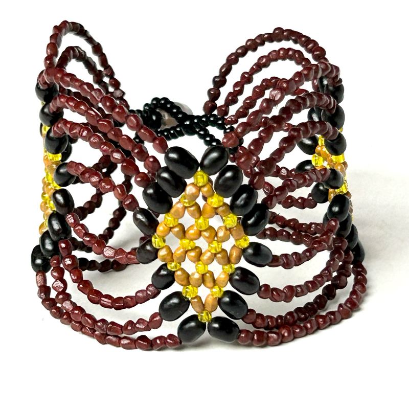 AWAJUN DIAMOND BEADED BRACELET RED WINE TURMERIC