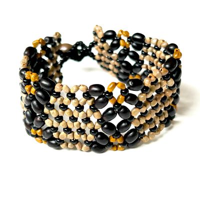 AWAJUN BEADED BRACELET NATURAL BLACK TURMERIC