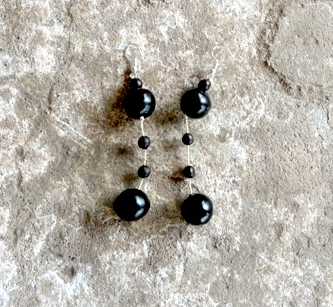 KANGO DROP BEADED EARRINGS