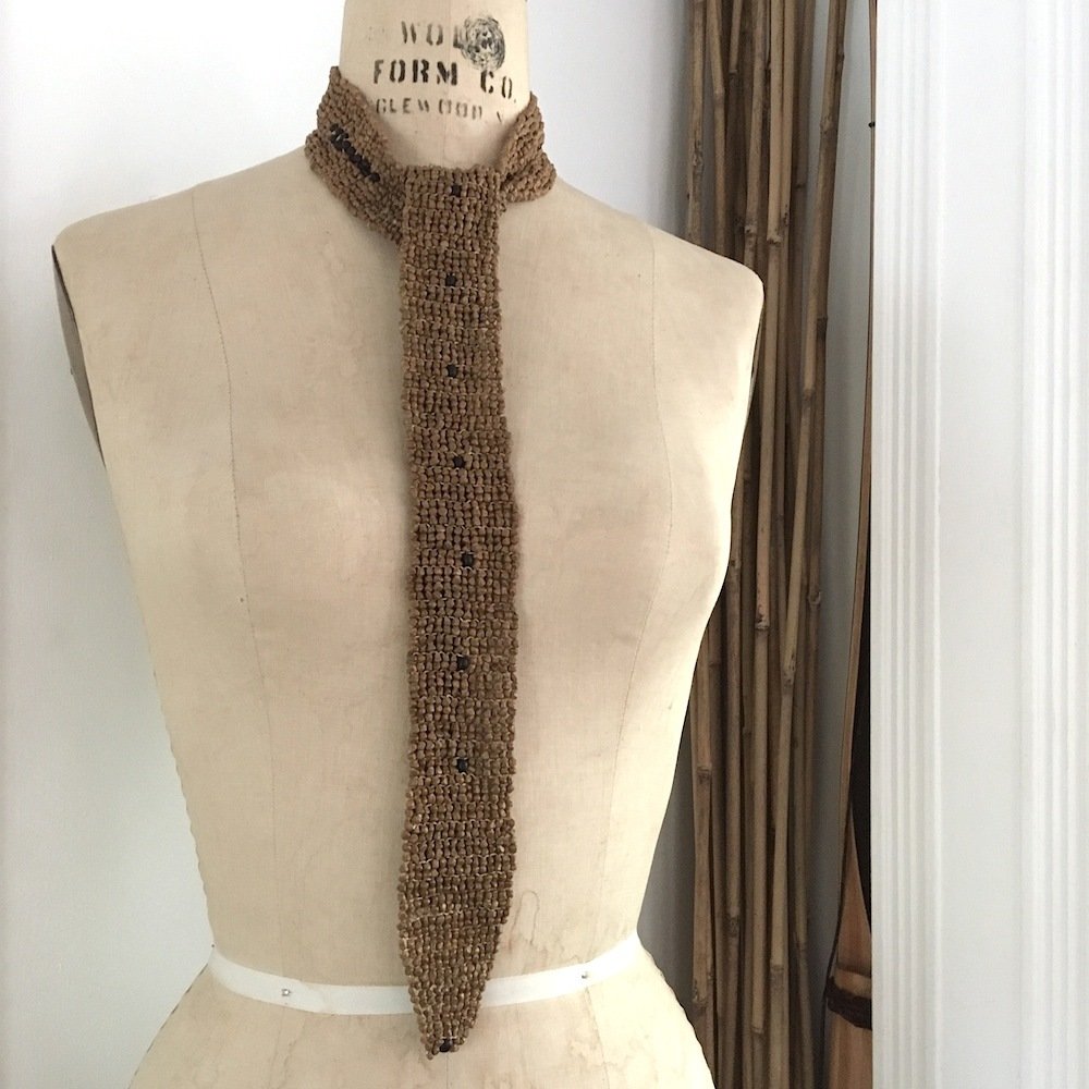 SERPENTINE TIE BEADED NECKLACE