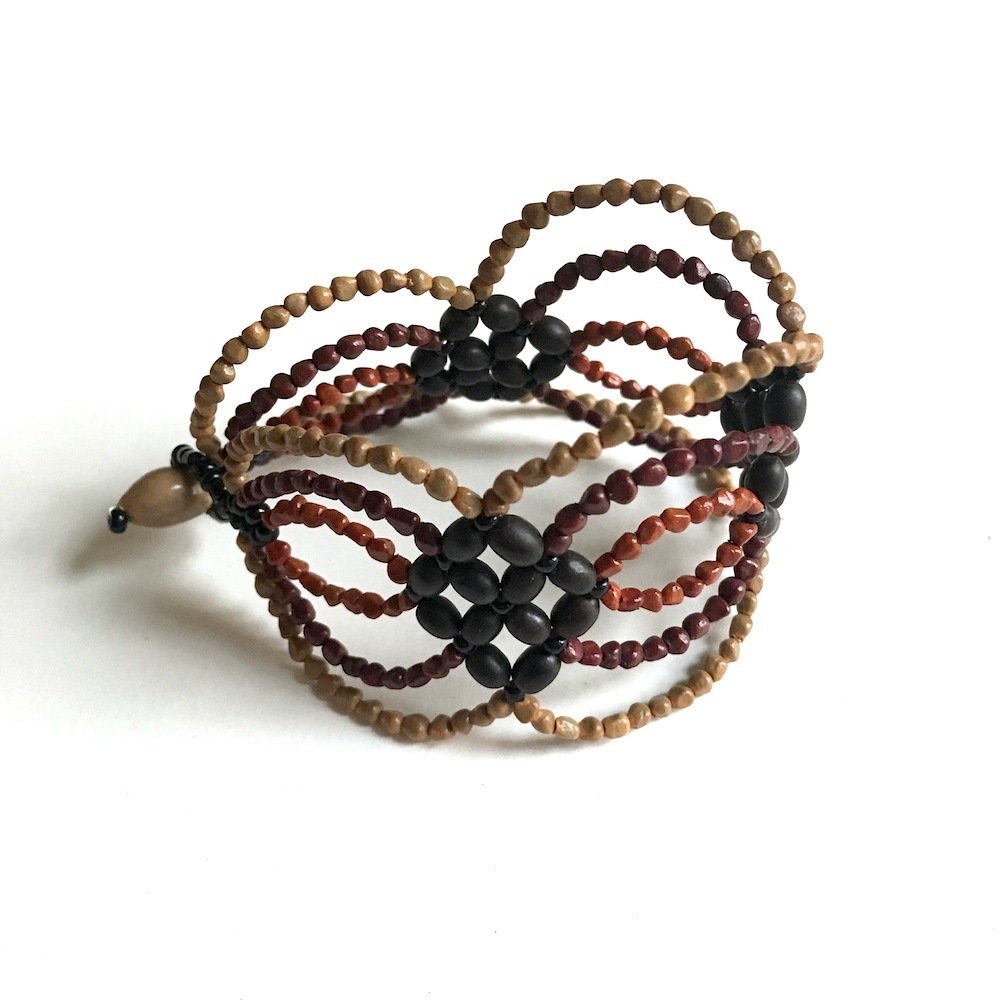AWAJUN BEADED BRACELET OVAL