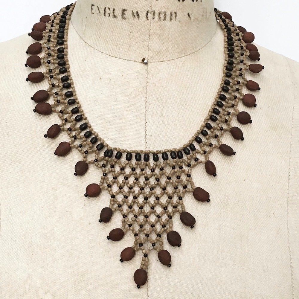 AWAJUN NAYA BEADED NECKLACE BROWN
