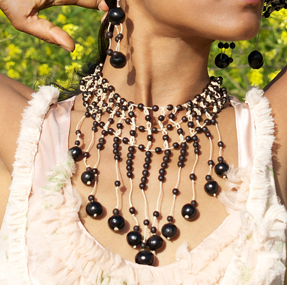 KANGO TRIPLE BEADED NECKLACE