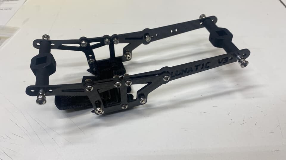 Dlux Lunatic Sporty Chassis