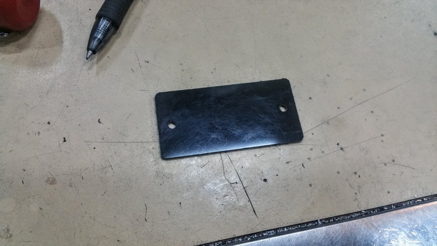 Battery mount for Dlux truss