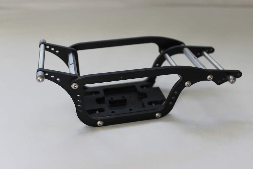 5th Dimension Sucker Punch chassis Titanium links