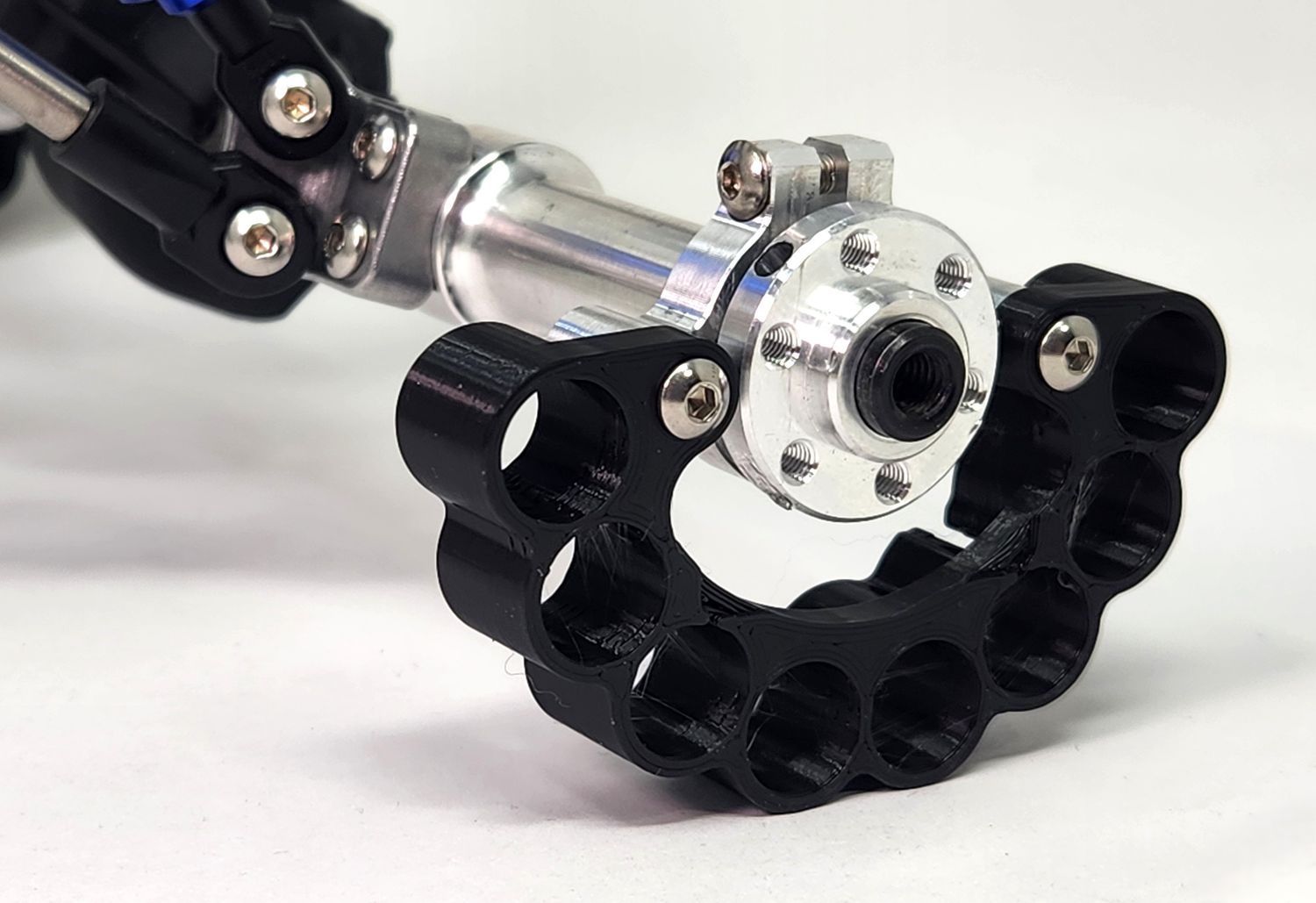 Rear weight hanger for SSDlux axles