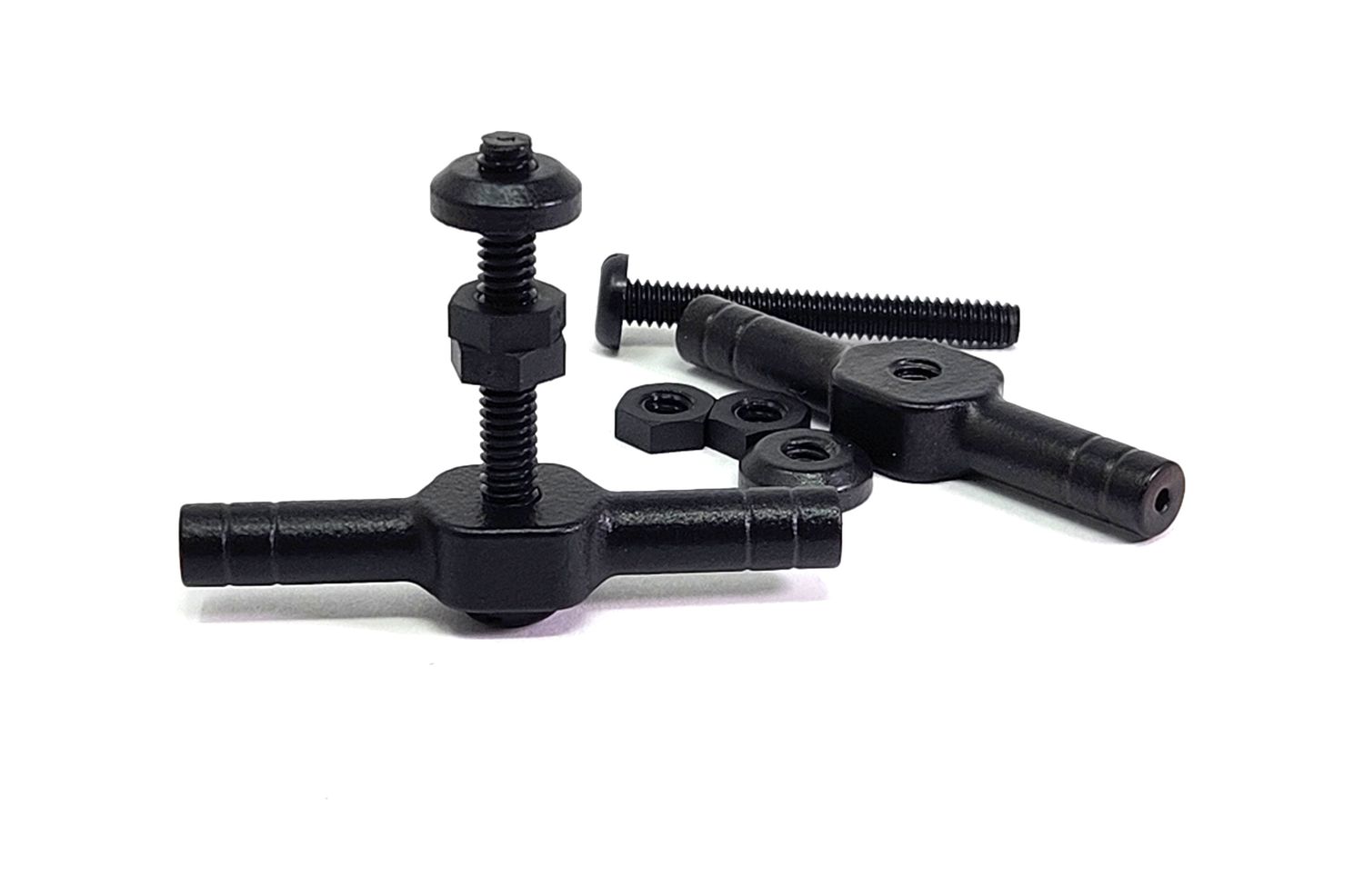 Dlux Cut-To-Fit Body Mounts