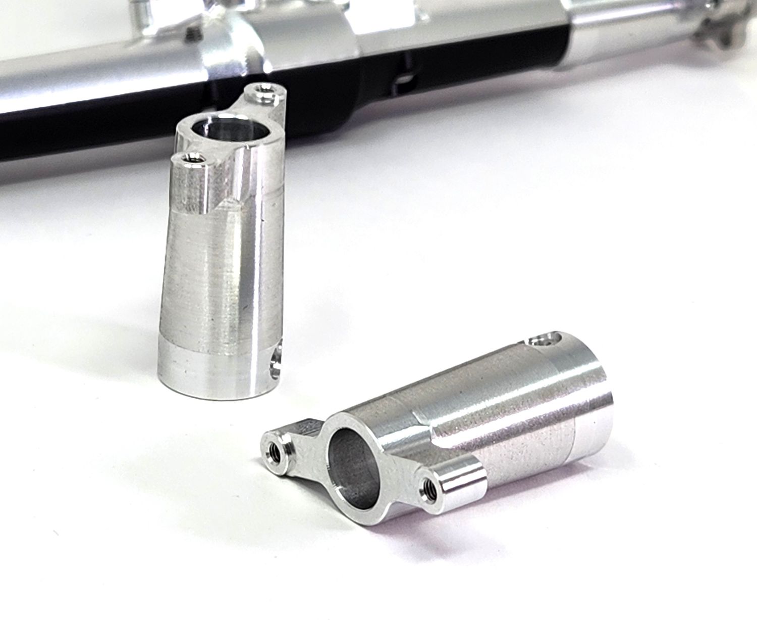 DluXR10 Lockouts with mounts