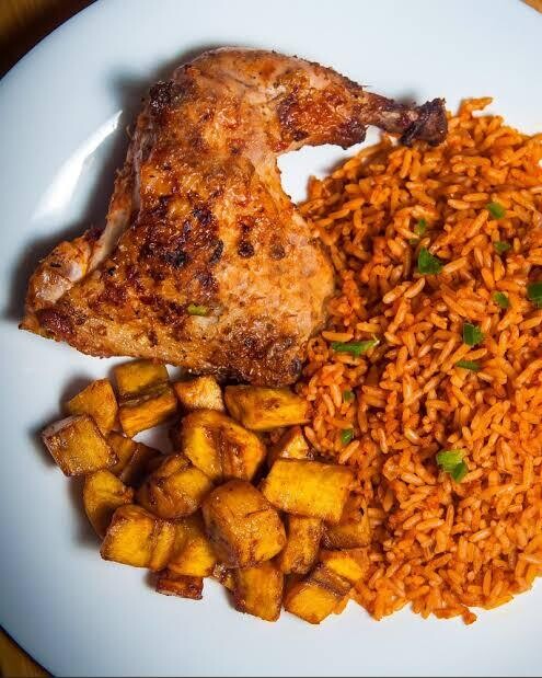 JOLLOF RICE(MONDAY-FRIDAY )