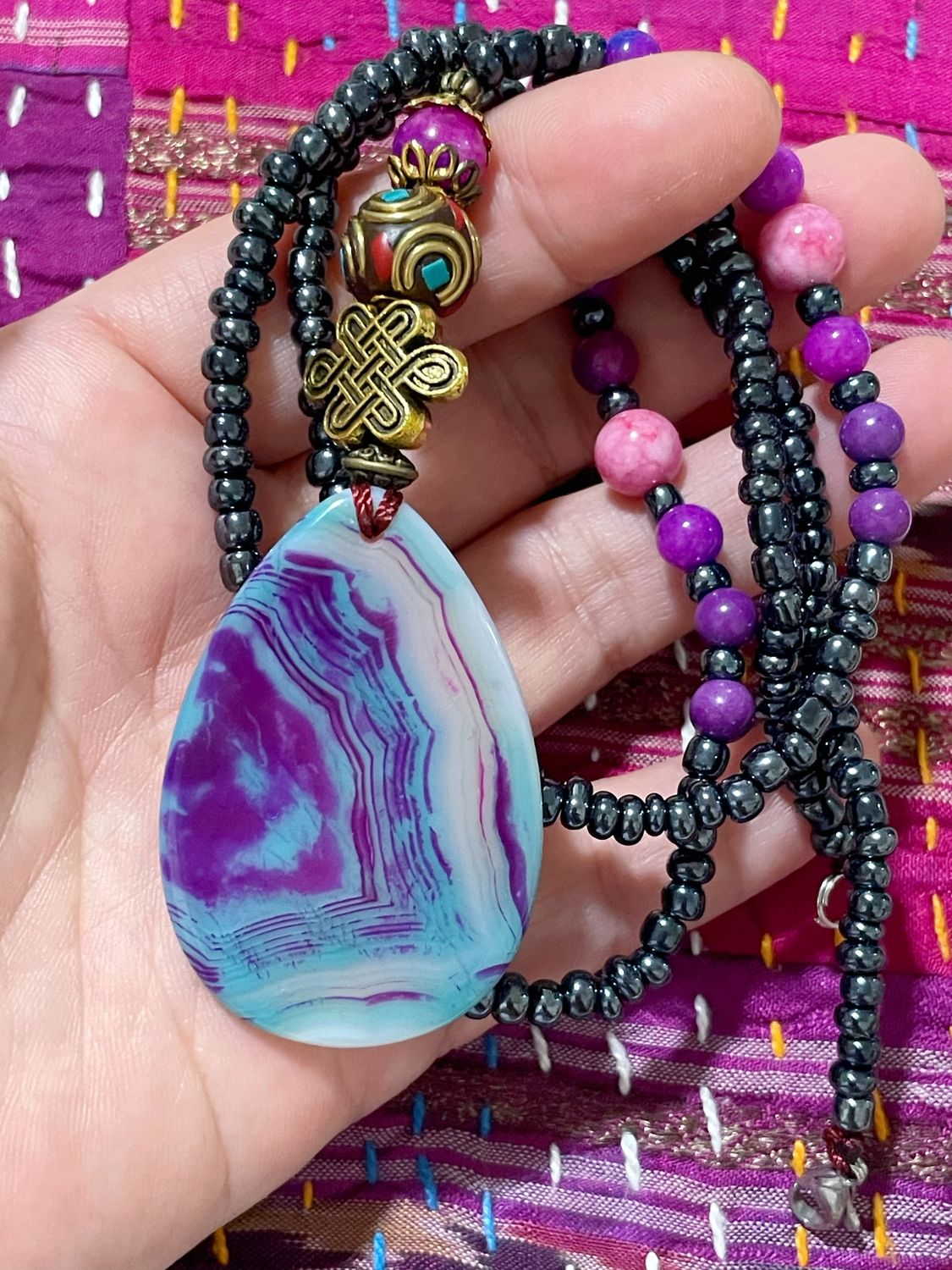 Collar de ágata lágrima púrpura Collar de ágata lágrima púrpura