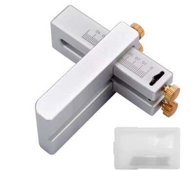 Corta cinturones, correas, tiras de cuero. Aluminio.