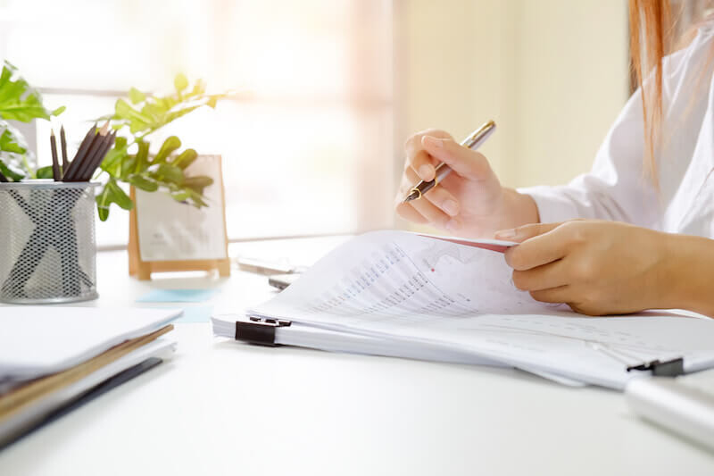 ETUDE BUSINESS PLAN. A PARTIR