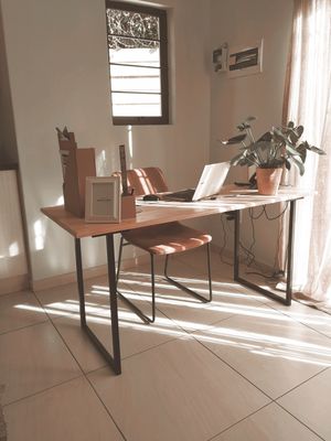 MED, the desk