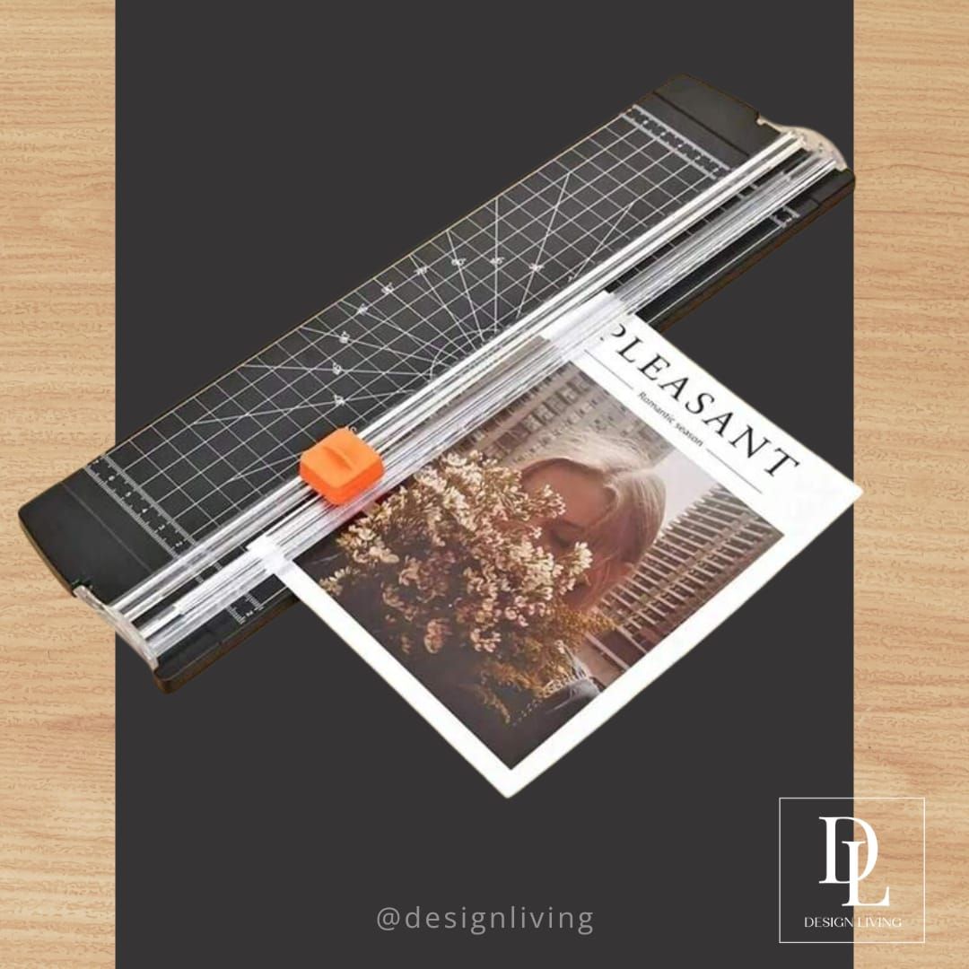 Paper cutter