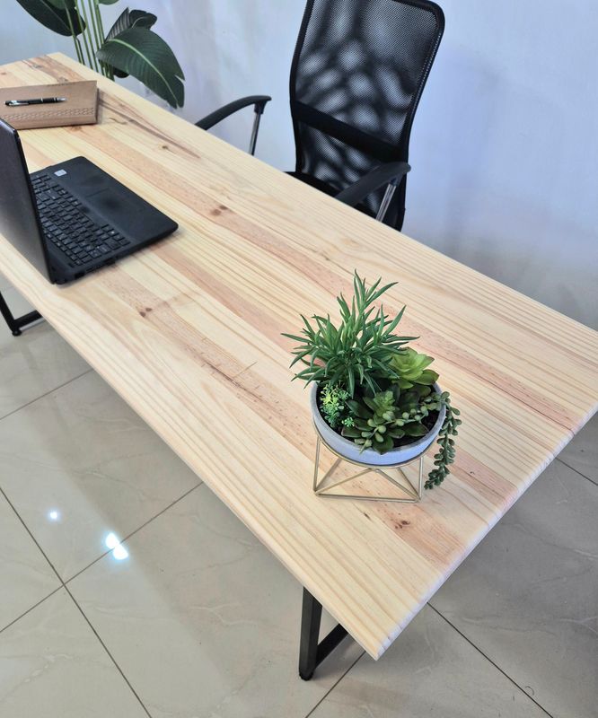 Executive Pine Desk 20MM