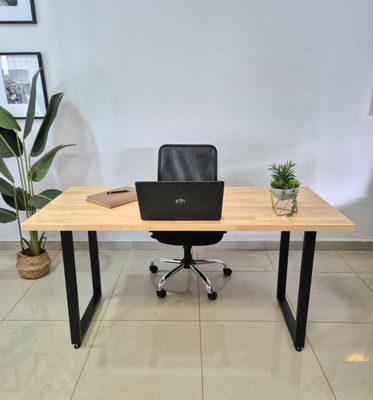 Pro Rubberwood Desk 32MM
