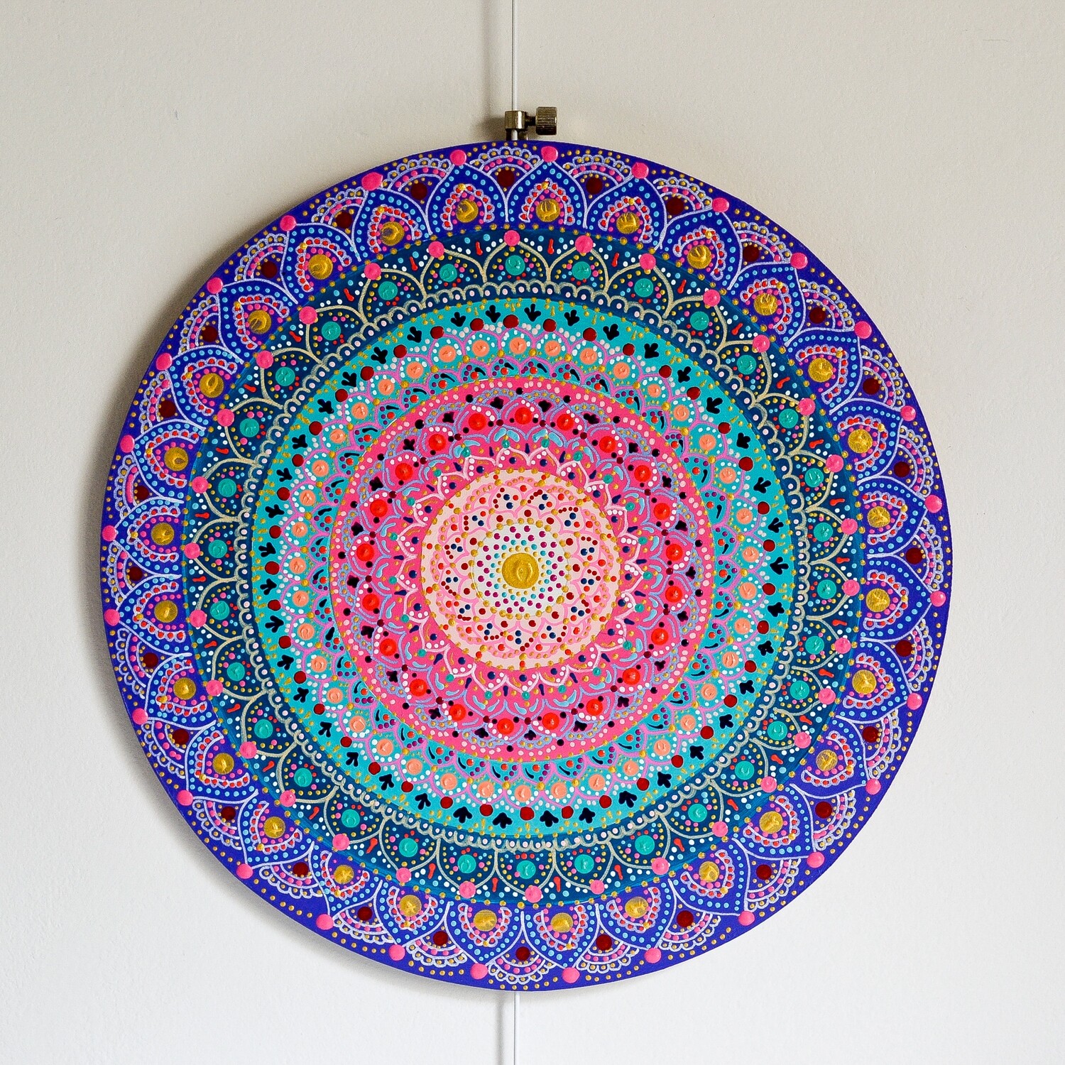 Dot Mandala painting, boho wall art. Mandala wall art violet. Mandala hand painted