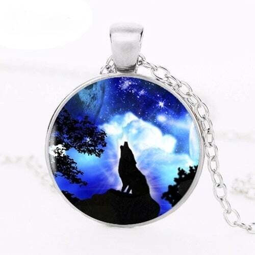 Vintage Howling Wolf Pendant