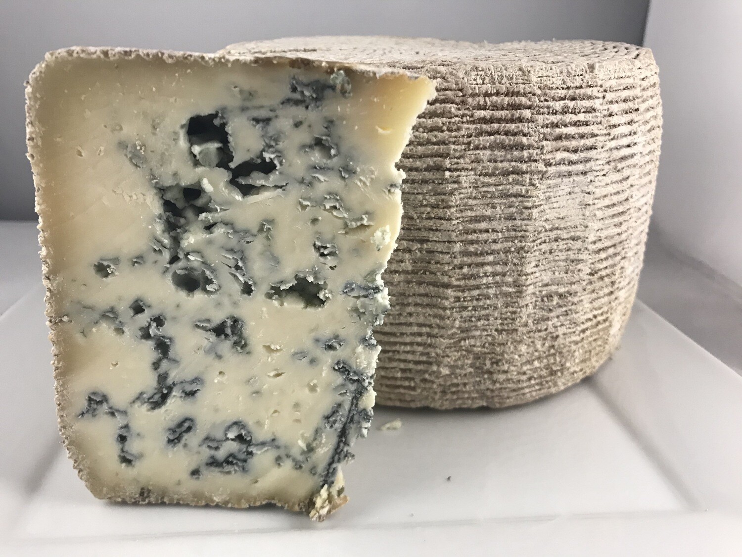 Celtic Blue Reserve Cheese Celtic Blue Reserve Cheese