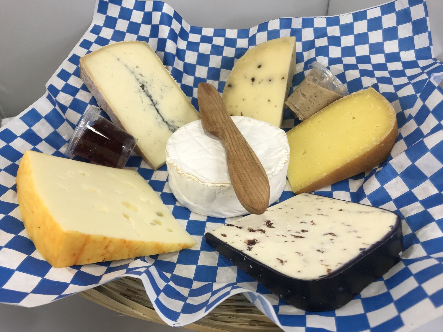 Cheese Tray for 4 to 6