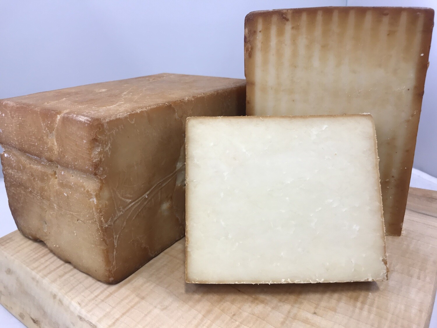 Smokin' Goat Cheddar