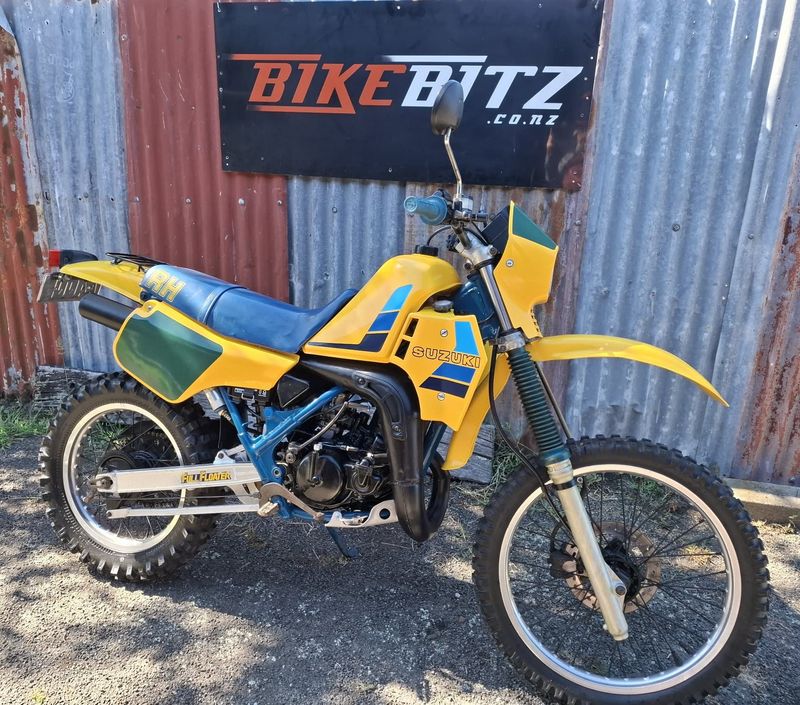 xjr cbx z1 z2 gt380 zzr gsx gs tzr cbr 【公式通販】