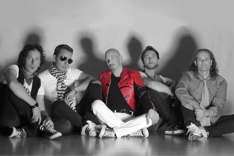 Ticket: Queen May Rock LIVE@Vinylcafe - 20.02.2026 Ticket: Queen May Rock LIVE@Vinylcafe - 20.02.2026