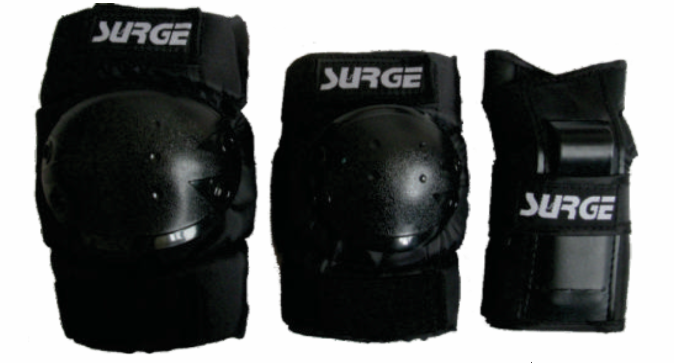 SKATEBOARD - PROTECTIVE GEAR.