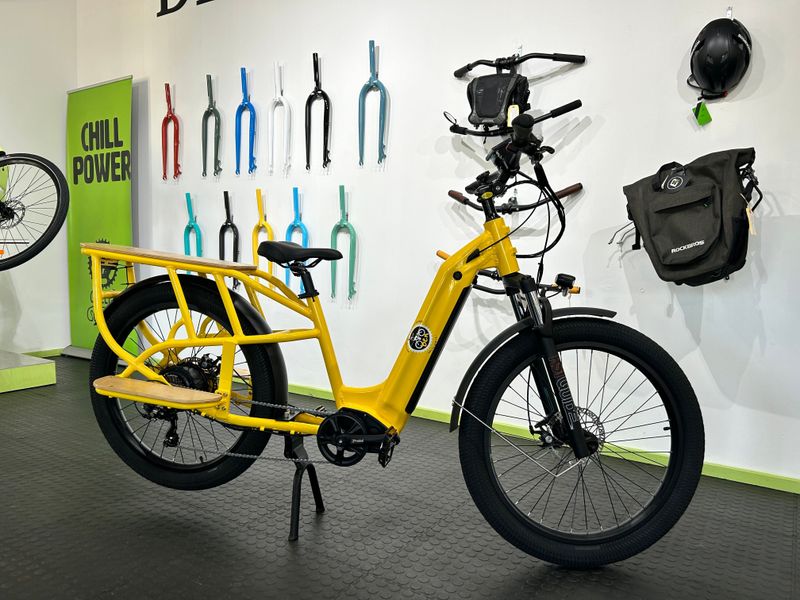 E-CARGO BIKES