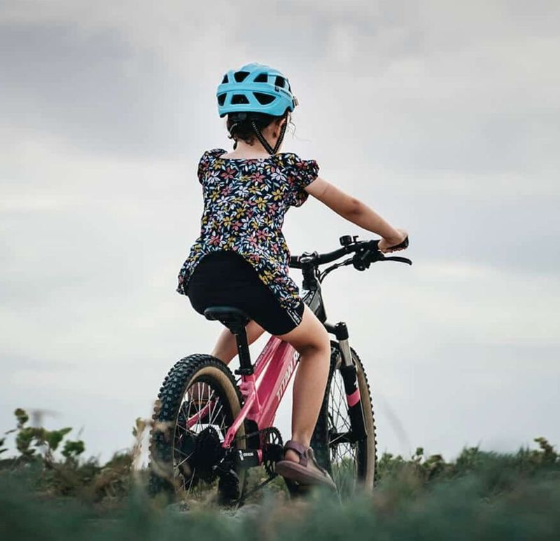 SMALL FRAME E-BIKES