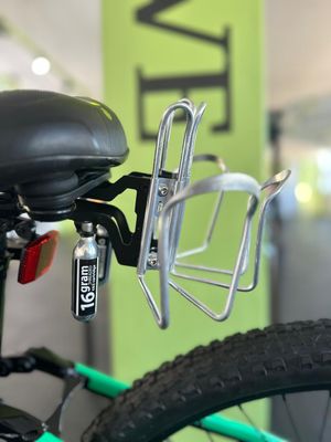WATER BOTTLE + C02 CARTRIDGE HOLDER
