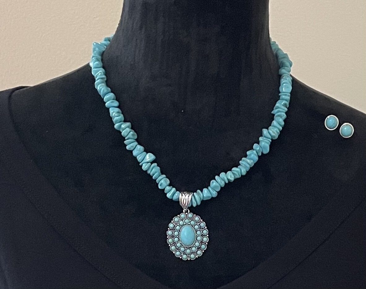 Beaded Turquoise Necklace 