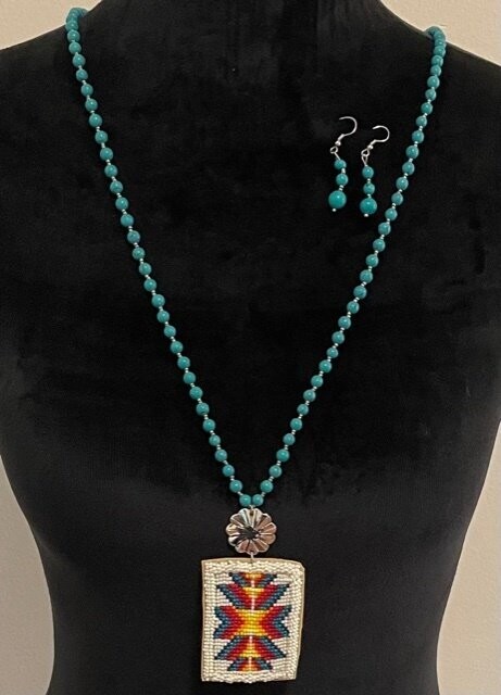 Banner Necklace Set