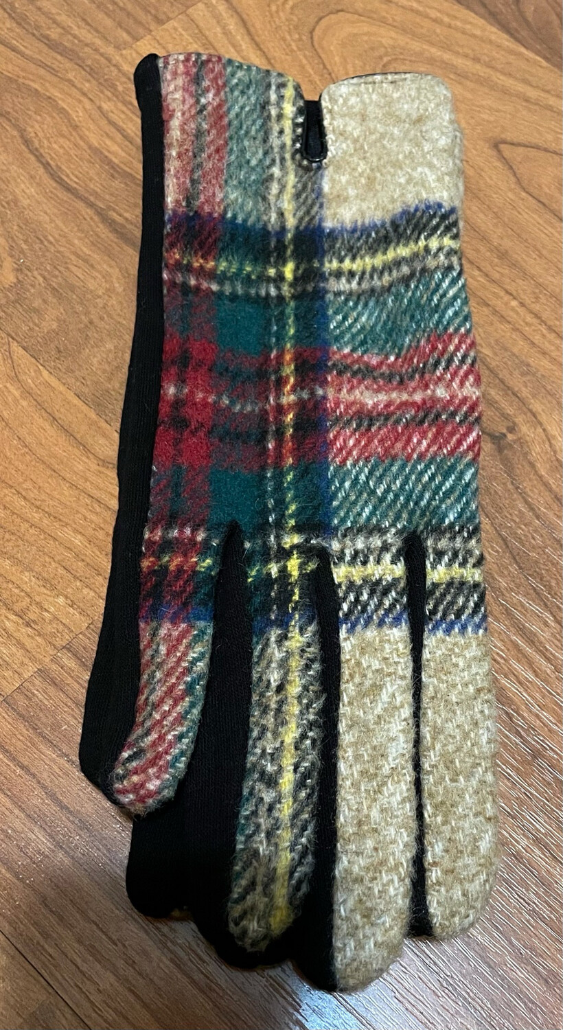 Delta Plaid Smart Touch Gloves