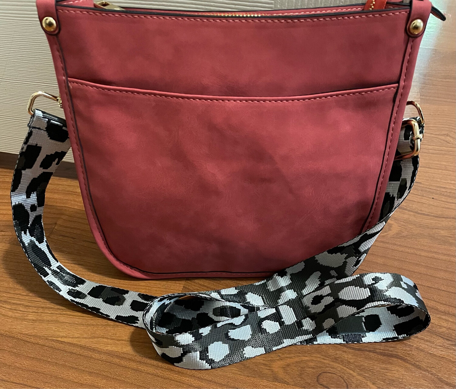 York Crossbody Purse with Detachable and Adjustable Shoulder Strap