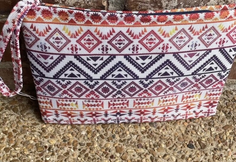 Multicolor Zip Closure Wristlet